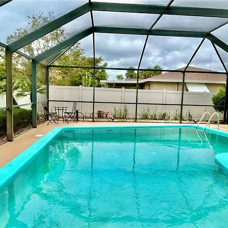 Beautiful 3 Bed House With Pool Villa